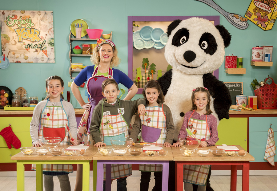 Llega Panda Kitchen con Julia Macaroni: ¡en mayo, aprende cocina e inglés!