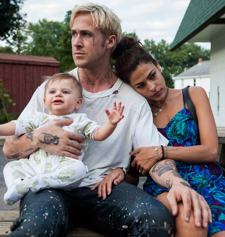 Cruce de caminos (The place beyond the pines)