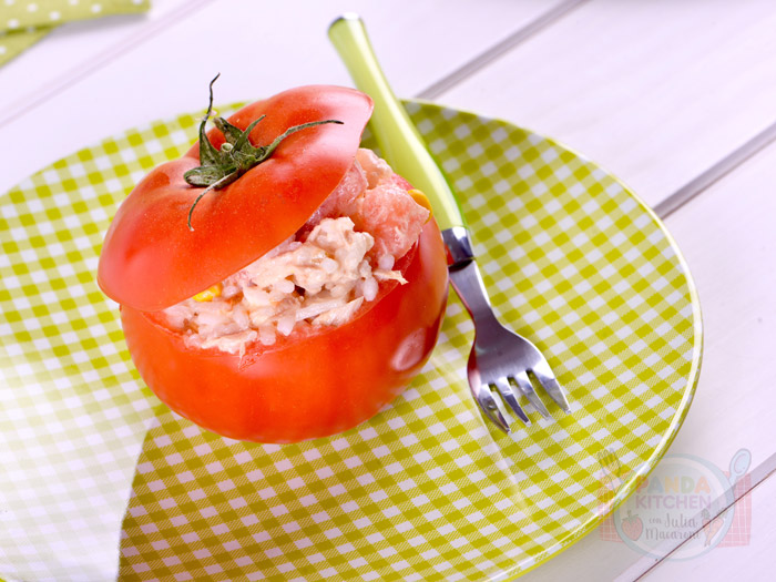 Tomates rellenos de atún y zumo de melón